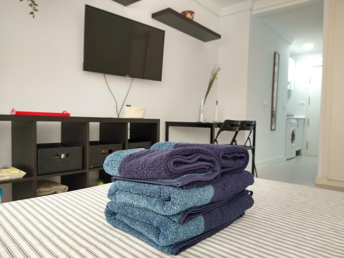 טורמולינוס Luminoso Y Moderno Estudio Plaza Andalucia מראה חיצוני תמונה